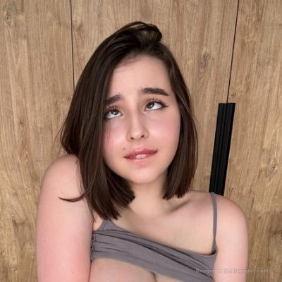 phoeboe@mstdn.social