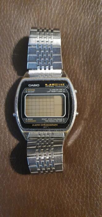 "Vintage (1980) Casio 79QS-39 Universal Calender Watch"