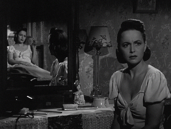 Olivia de Havilland in 'Dark Mirror' (1946)