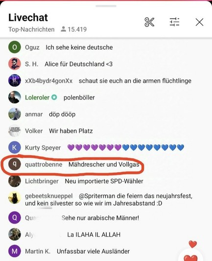 Wieder sieht man einen Screenshot aus dem Livechat des Weichreite-Streams. Die hier markierte Nachricht lautet "Mähdrescher und Vollgas".