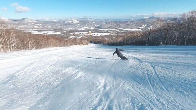 【天気最高】久しぶりに晴れたのでカービングで滑りまくる