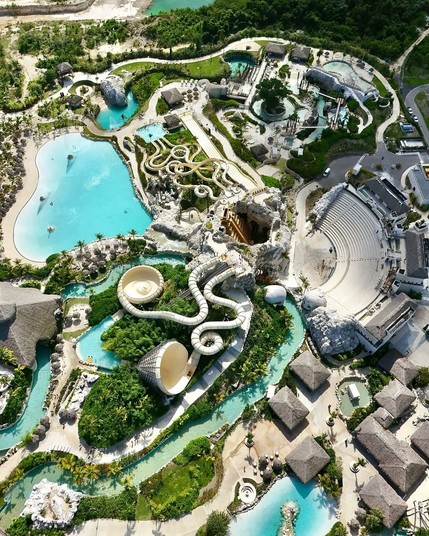 El Dorado Park, The Water Temple, Cap Cana, Dominican Republic
Soon we will talk about our contribution in the construction of this spectacular water park, the largest in the Caribbean... And the most impressive!