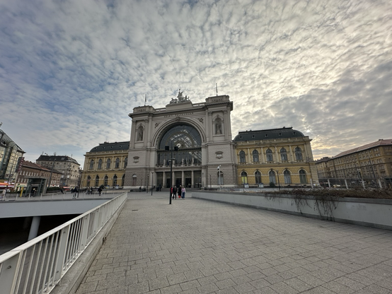 Der Keleti-Bahnhof in Budapest