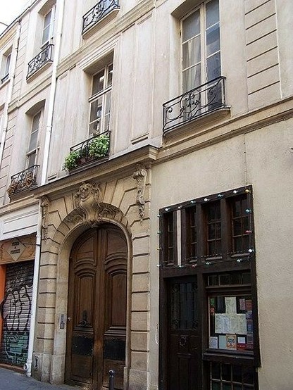Immeuble à #Paris5 (#Paris) Porte monumentale sur rue : inscription par arrêté du 24 mars 1928.
Suite 👉 https://monumentum.fr/monument-historique/pa00088462/paris-5e-arrondissement-immeuble
#Patrimoine #MonumentHistorique
Photo CC-BY-SA 4.0 : LPLT