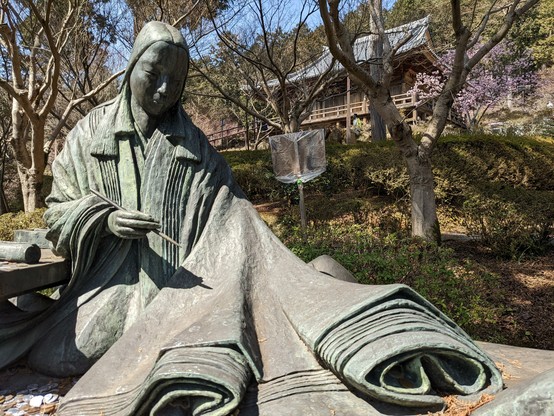 Statue of Murasaki Shikibu at Ishiyama-dera.