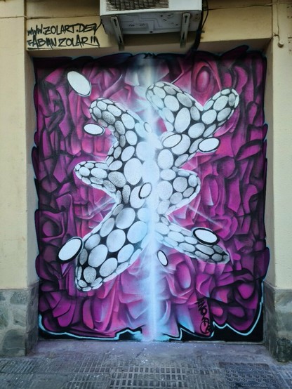 Abstract mural art graffiti transformation by artist Fabian Zolar, abstrakte wandmalerei kunst graffiti streetart von Fabian Zolar