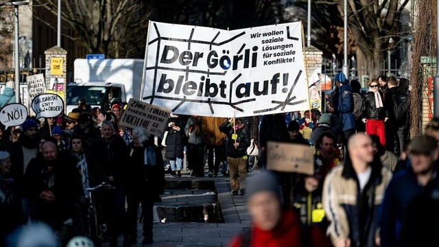 Berlin & Brandenburg: Zaunbau um Görlitzer Park - Drohbriefe an Baufirmen