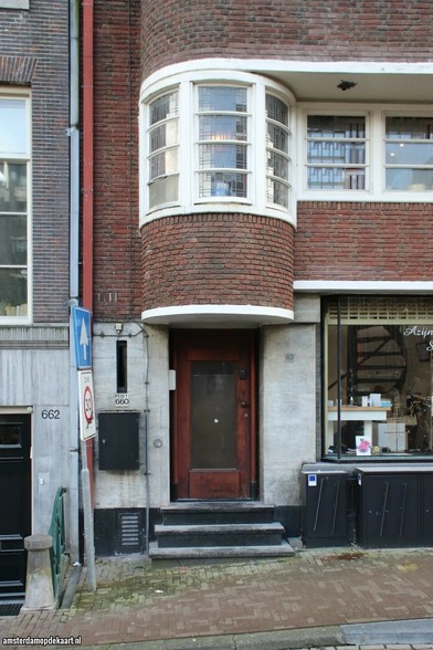 Datum opname: maart 2024. Ingang aan de Keizersgracht.