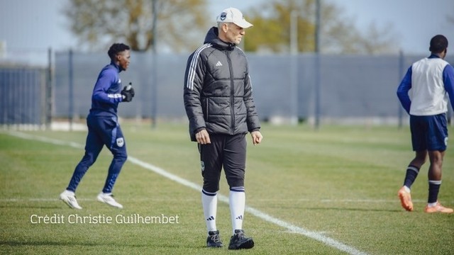 Girondins : une séance de travail dense avec Andy Carroll et Driss Trichard avant Saint-Malo