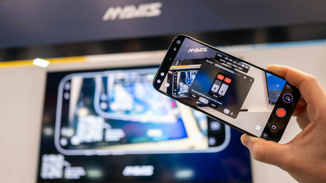 Mavis Camera App for iPhone Brings Direct Streaming, Frame.io C2C, and More