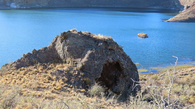 Laguna Azul macht ihrem Namen alle Ehre