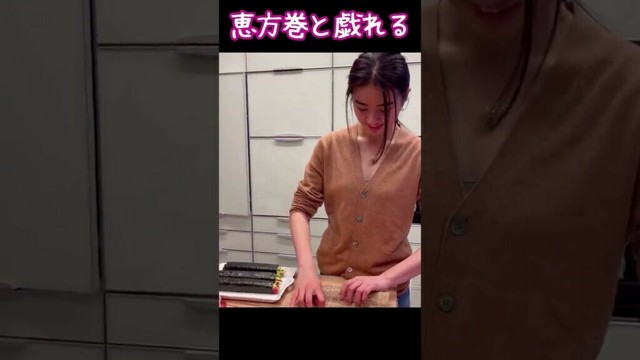【キムタク娘】恵方巻と戯れるkoki #cocomi #koki #キムタク #娘 #工藤静香 #Shorts