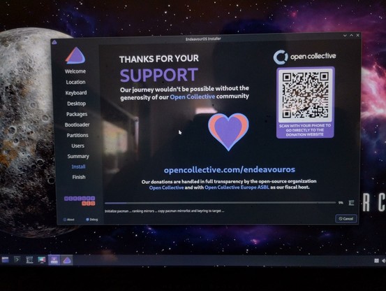 Screenshot of EndeavourOS installation