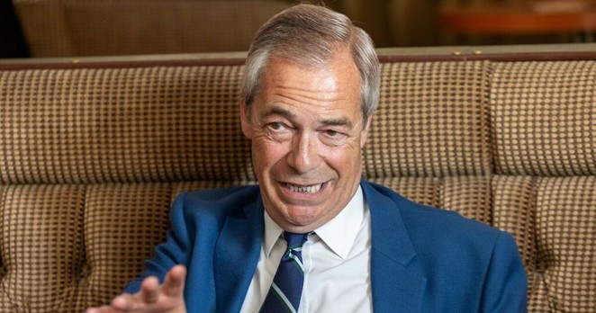 Nigel Farage issues 3-word response to claims France will intercept migrants | Politics | News