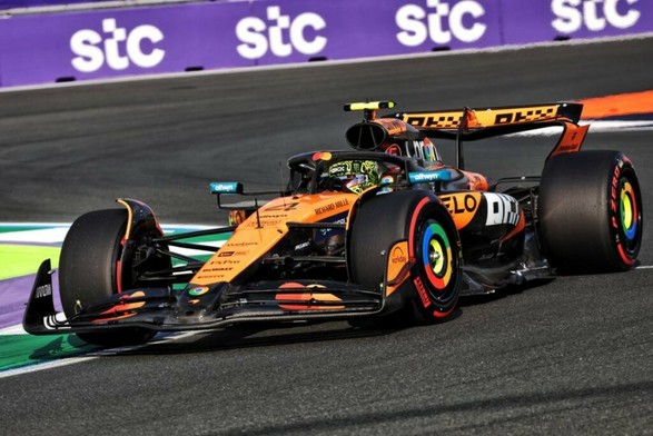 McLaren surclasse Red Bull, Yuki Tsunoda dans le mur