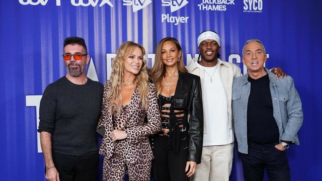 Britain’s Got Talent audience member asks for audition and wins a Golden Buzzer