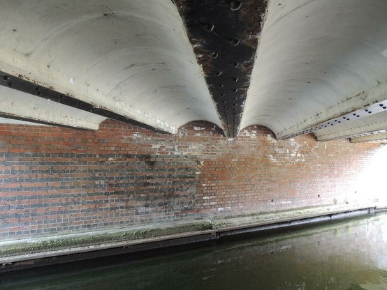 A photo titled "Walsall Junction Canal WJ140 093", taken near Lock 6, Walsall by touluru on Flickr.