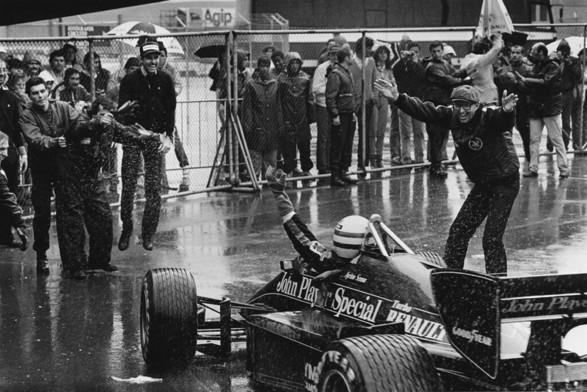 la première victoire de Senna, sous le déluge d'Estoril