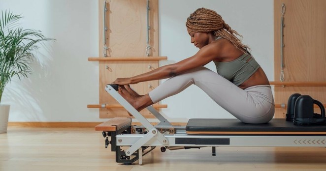Differences Between Mat And Reformer Pilates