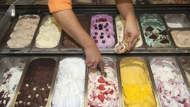 Kosten in Eisdielen am Römer, in der MyZeil und Co.