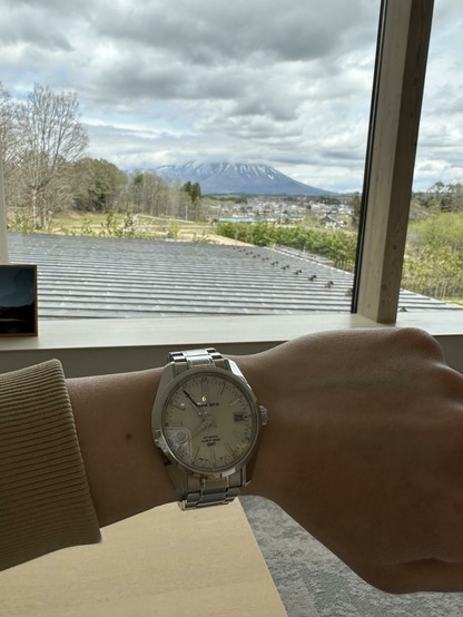 Wrist shot of the SBGJ201 aka Mt Iwate in front of the actual Mt Iwate.