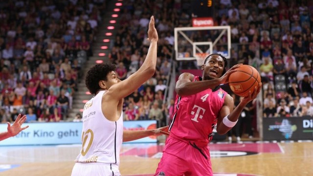 WDR-Sport: Baskets Bonn wahren Chance auf die Play-Ins