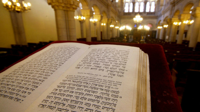 OQTF interpellé avec un cutter dans une synagogue près de Lyon : un simple cambriolage ?