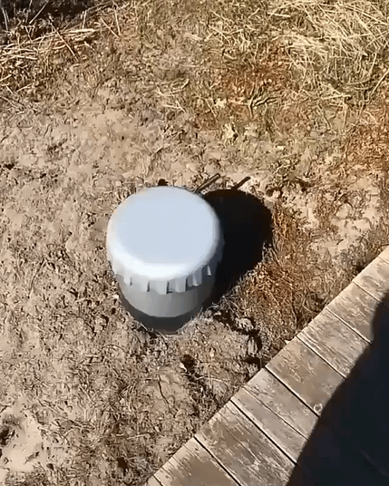 Think that's a 10 inch hole?
