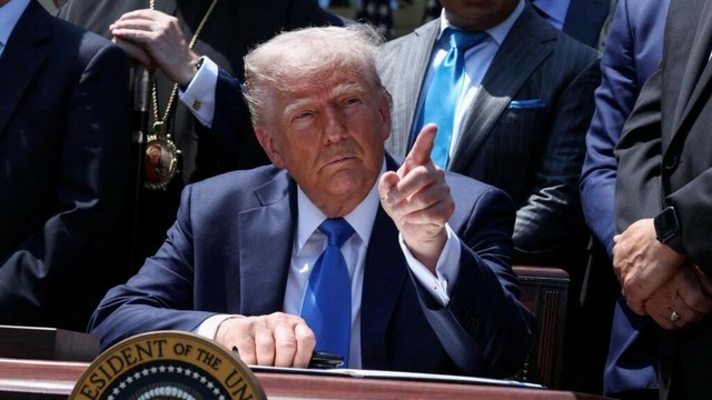 China wäre betroffen: Trump will Käufer iranischen Öls mit Sanktionen belegen