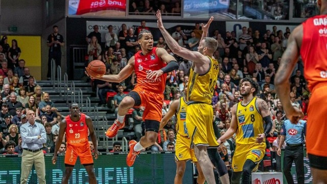 Basketball | BBL: Niners Chemnitz ringen Ludwigsburg in der Overtime nieder
