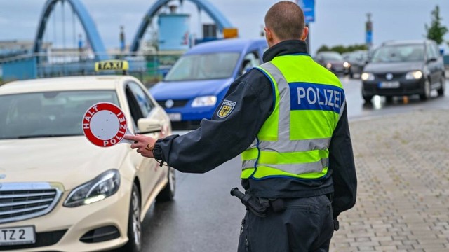 Polen warnt Bald-Innenminister Dobrindt vor verschärften Grenzkontrollen