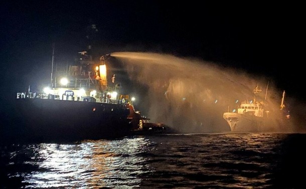 Una nave con aiuti umanitari per garza sparata sulla costa di Malta. Ha dato il segnale SOS