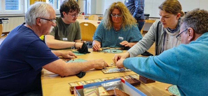 Lange Nacht der Spiele bringt Jung und Alt zusammen
