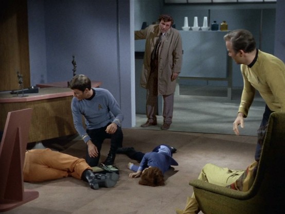 Columbo in a scene from TOS