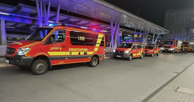 Rauch im ICE: Feuerwehreinsatz am Wuppertaler Hauptbahnhof