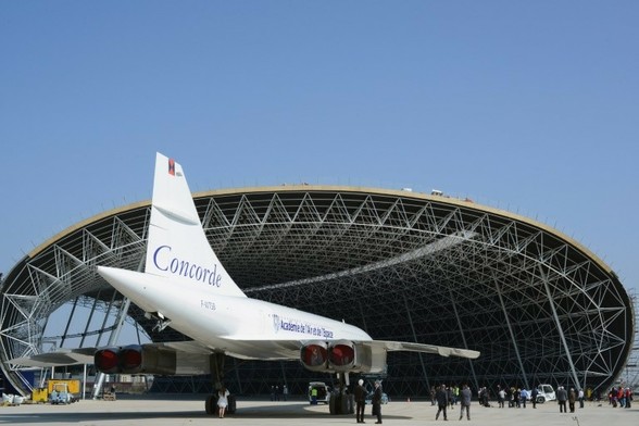 The first Concorde as it was being transferred to the Aeorscopia aviation museum in Blagnac (REMY GABALDA)