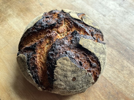 frisch gebackenes Brot