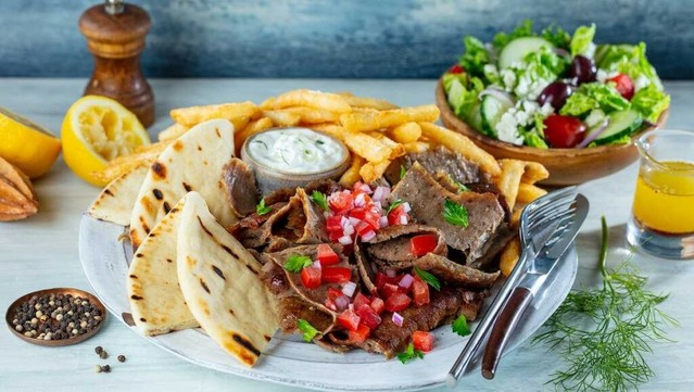 New Greek restaurant opens in Waukesha