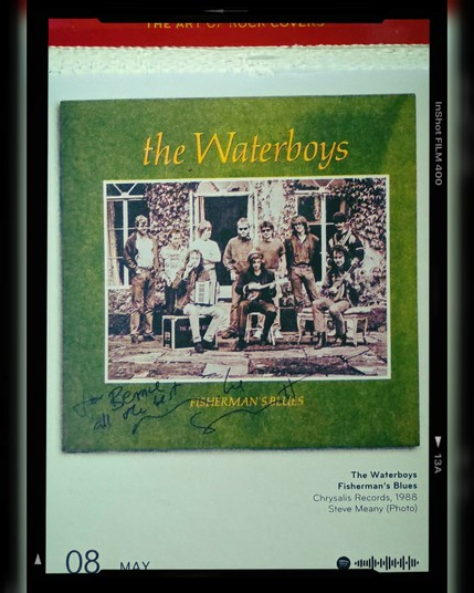 Abreißtageskalender von seltmann mit dem Kalenderblatt des Vinyl-Covers der LP "Fisherman's Blues" (1988) von The Waterboys