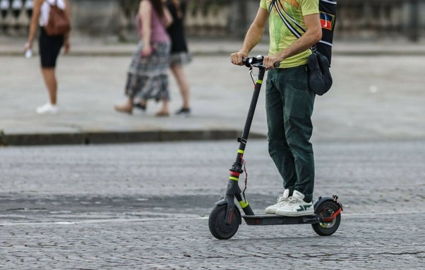 Il engage un tueur à gages pour faire taire une victime d’abus sexuels