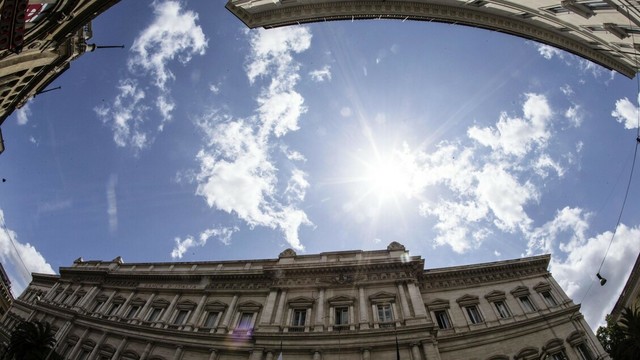 Bank of Italy voices concern about 'uncoordinated rearmament' - Politics