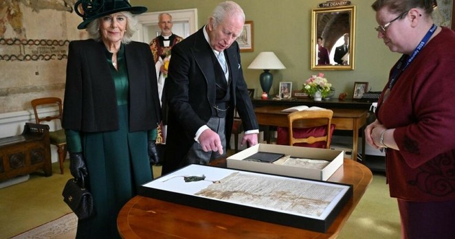 un exemplaire de la «Magna Carta» détenu par Harvard est un original, selon des experts britanniques