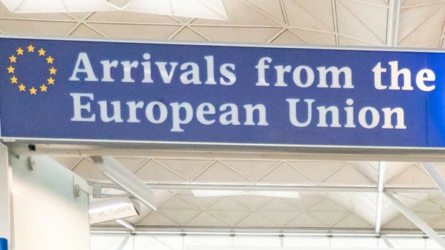 EU migrants can stay in UK despite new ten-year rule