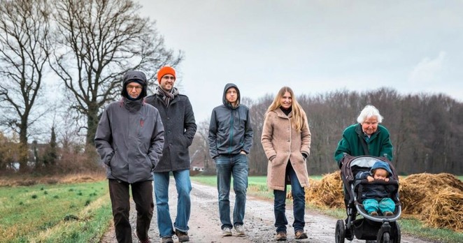 ces jeunes actifs qui dépendent de leurs grands-parents