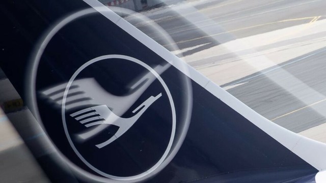 Co-Pilot wird ohnmächtig – Pilot nicht im Cockpit