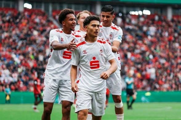 [U19] 1. FC Köln ist Deutscher Meister – 5:4-Spektakel gegen Bayer 04