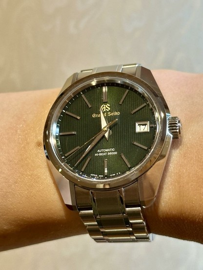 Wrist shot of the SBGH339