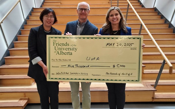 Big cheque presented to University of Alberta, Dean of Nursing Dr. Shannon Scott by The Friends of the University of Alberta.