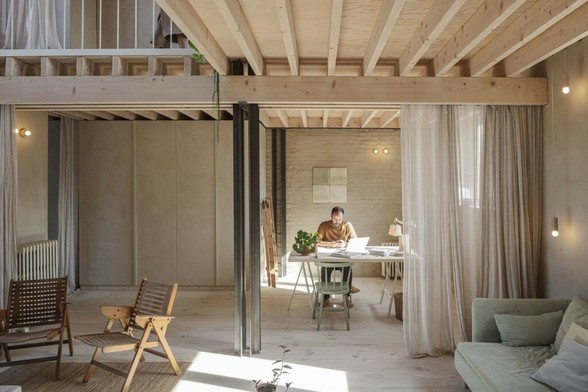 Karper Building Renovation / hé! architectuur + buro kiss + EA+