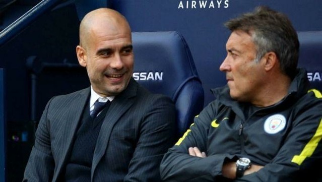 Domènec Torrent i Pep Guardiola en un partit del City (@ManCity)